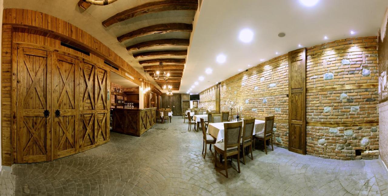Hotel Happy Gjakova 외부 사진