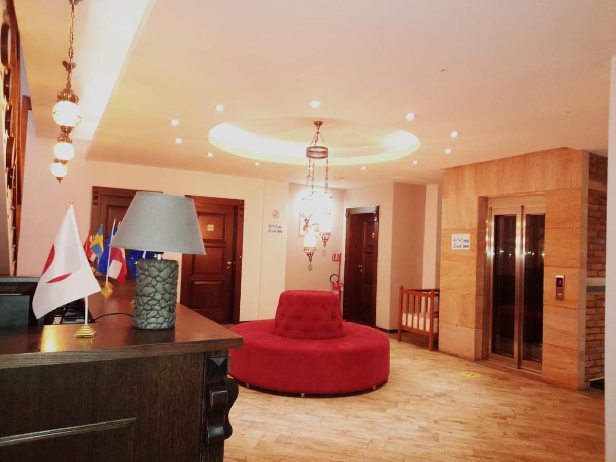 Hotel Happy Gjakova 외부 사진
