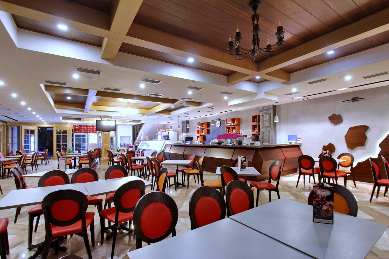 Hotel Happy Gjakova 외부 사진