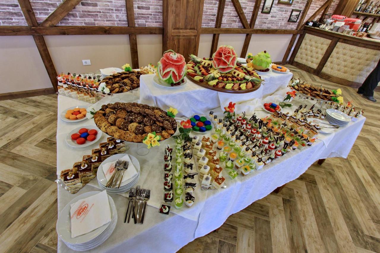 Hotel Happy Gjakova 외부 사진